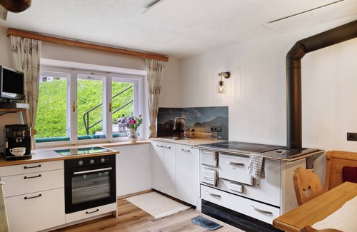 Zellbergeben Ski Chalet | Chalet 'Glosaleite Zillertal' with Mountain View, Private Terrace and Wi-Fi