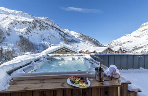Gstaad Ski Chalet | Chalet Gstaad: Exclusive Luxury in the Swiss Alps