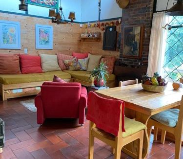 Sesquile House | Chalet Guata & Exclusividad & Ubicación estratégica
