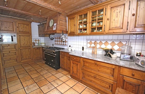 Essert-Romand Ski Chalet | Chalet Gueret - sleeps 14, summer pool, sauna, catering/transfers as required
