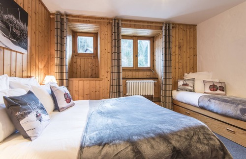Les Contamines-Montjoie Hotel | Chalet-hôtel Gai Soleil