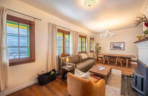 Golden Ski Chalet | Chalet Haesler Jr - Edelweiss Village