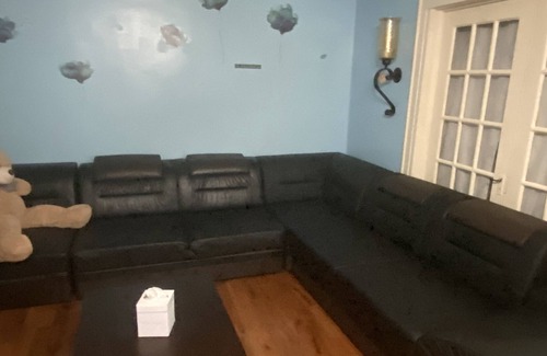Bellmore Apartment | Chalet Home, Central Location: Nassau, Long Island NY