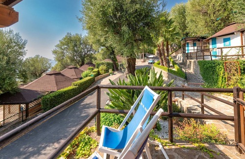 Marina di Pisciotta House | Chalet in Cilento with Sea View Pool