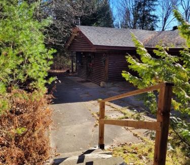 Sainte-Marguerite-du-Lac-Masson Ski Chalet | Chalet "Ici et maintenant, sur le lac"