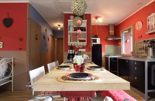 Houffalize Ski Chalet | Chalet in a green and peaceful environment.