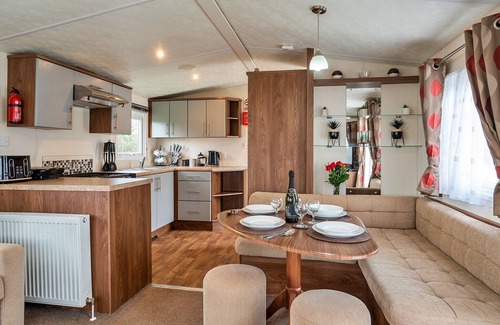 Helston Ski Chalet | Chalet in Cornwall near Kynance Cove