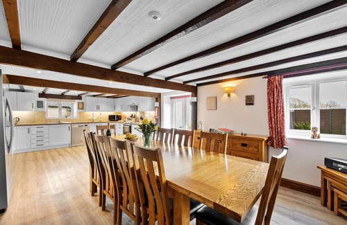 Holsworthy Cottage | Chalet in Devon near Tarka Trail & Fishing Lakes