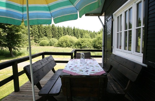 Sourbrodt Ski Chalet | Chalet in Forested Sourbrodt