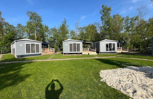Suameer Ski Chalet | Chalet in Friesland with Play Area