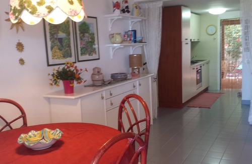 Macari House | Chalet in Makari very close to the sea with wonderful sunsets.