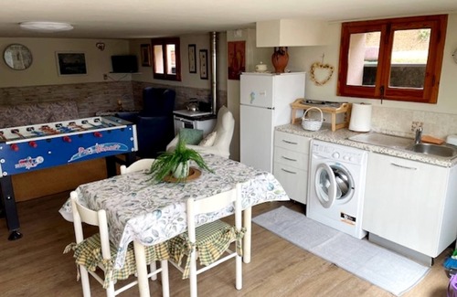 Macchino Ski Chalet | Chalet in Marliana near center