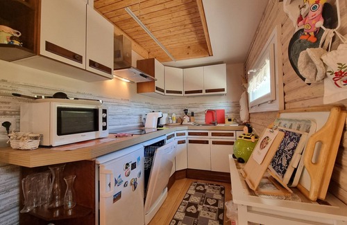 Macchino Ski Chalet | Chalet in Marliana near center