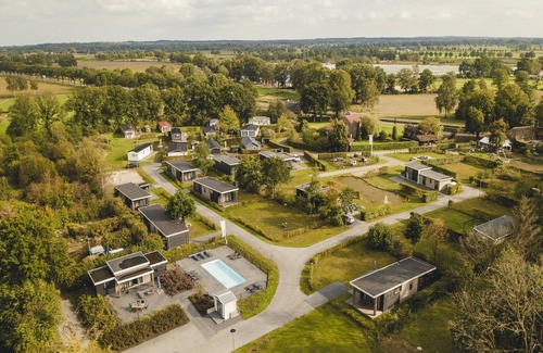 Municipality of Rijssen-Holten House | Chalet in Netherlands with Relaxing Garden