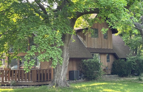 Youngstown House | Chalet in Niagara County