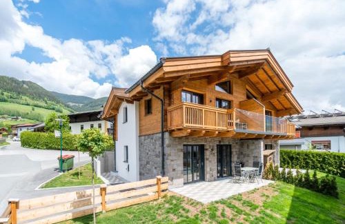 Walchen House | Chalet in Piesendorf near Ski Slopes, cleaning included