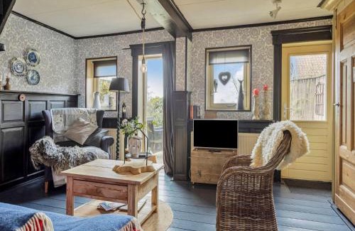 Ternaard House | Chalet in Ternaard near Heritage Site