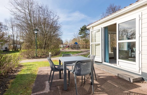 De Koog Ski Chalet | Chalet in Texel near Beach and Sea