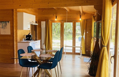 Roussayrolles Ski Chalet | Chalet in the heart of nature