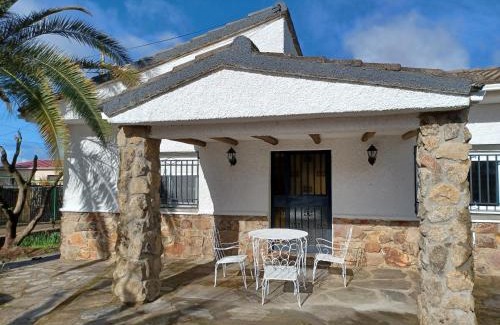Puerto Rey House | Chalet independiente con amplio jardín y barbacoa AT - CC-00678