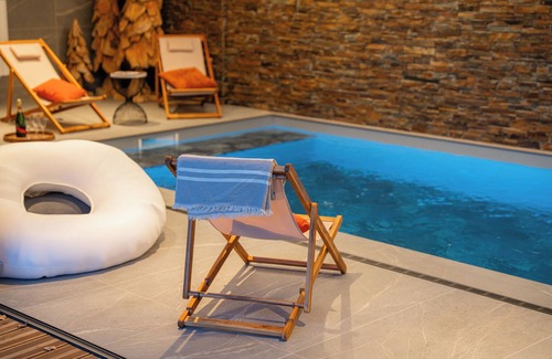 Forville Ski Chalet | CHALET JERI 12Pers Swimming pool Jacuzzi Sauna ! South-facing chalet in Serre Chevalier