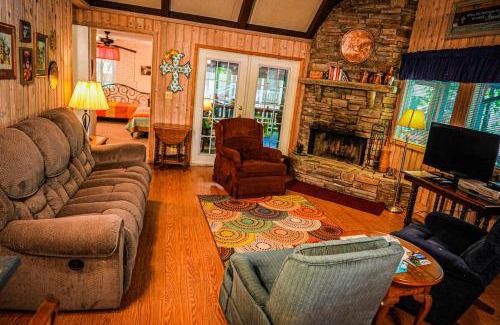 Pine Mountain Ski Chalet | Chalet just steps away from playground