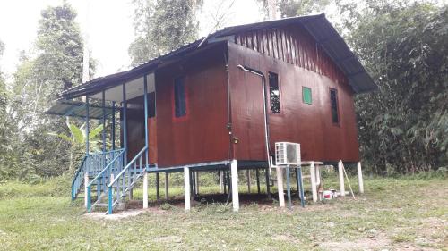 Kampung Guar Ski Chalet | Chalet Kampong Guar, Manong