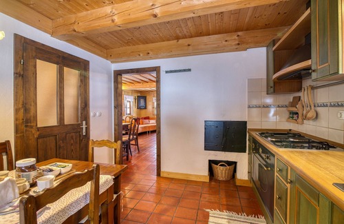 Bled Ski Chalet | Chalet Kupljenik Near Bled Lake, Bohinjska Bela, Slovenia