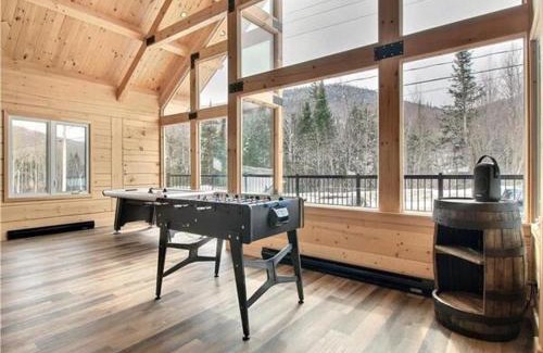 Saint-Philemon Ski Chalet | Chalet l'amical avec Spa