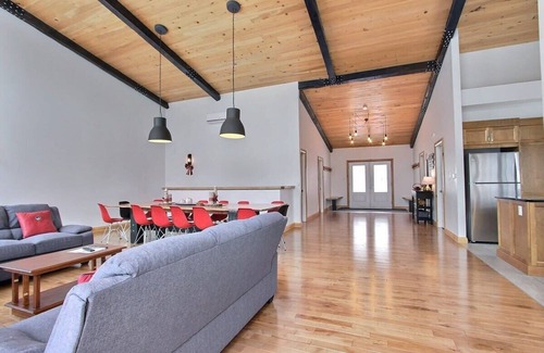Saint-Philemon Ski Chalet | Chalet L'Ascension