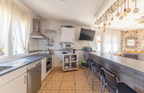 Ituero y Lama Ski Chalet | Chalet 'La Casa De Trasto' with Mountain View, Private Pool and Wi-Fi