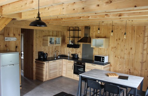 Murol Ski Chalet | Chalet "la chadeyre" recently built, free wifi, heating included