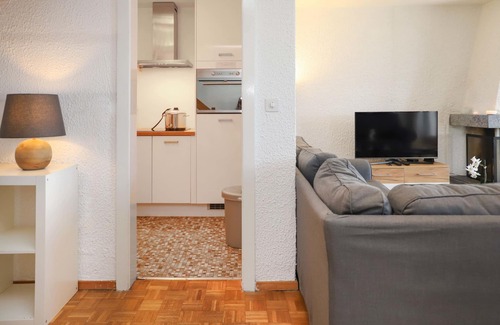 Lens House | Chalet La Délège by Interhome