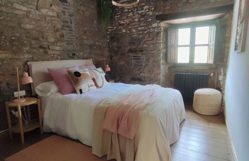 Caboalles de Abajo Ski Chalet | Chalet 'La Escondida' with Mountain View, Private Terrace and Wi-Fi