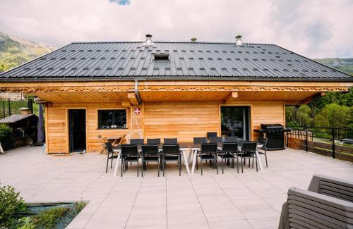 Thoiry House | CHALET LA FOUGERE 15 personnes 180m2 bauges Savoie Thoiry