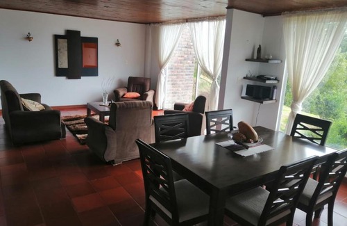 Aquitania House | Chalet Laguna Azul