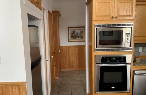 Piedmont Ski Chalet | Chalet Laurentides. Ski in/Ski out