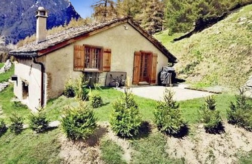 La Fouly Ski Chalet | Chalet Le Basset - Family Chalet in the Swiss Alps