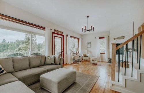 St-Adolphe-d'Howard Ski Chalet | Chalet - Le Blue Hill
