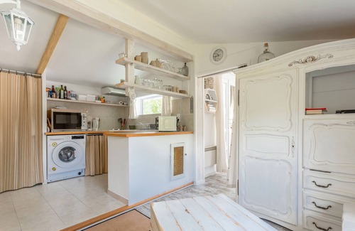 Saint-Auban Apartment | Chalet 'Le Nid Douillet Havre De Paix' with Mountain View, Shared Garden and Wi-Fi