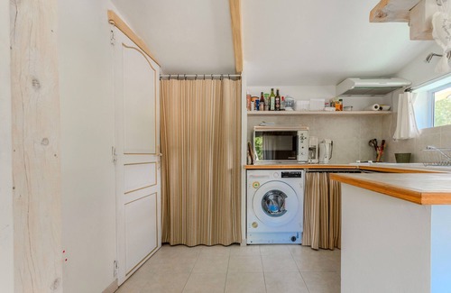 Saint-Auban Apartment | Chalet 'Le Nid Douillet Havre De Paix' with Mountain View, Shared Garden and Wi-Fi