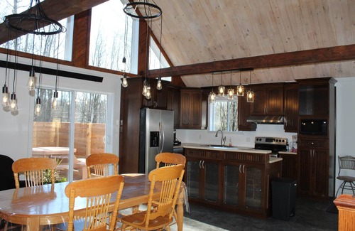 Saint-Rosaire Ski Chalet | Chalet le Petit Boisé - St-Rosaire