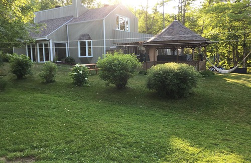 Saint-Claude Ski Chalet | Chalet Le Rassembleur du Lac Boissonneault