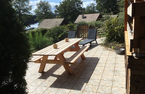 Moux-en-Morvan Ski Chalet | CHALET LE TEMPS DES SETTONS LAKE VIEW