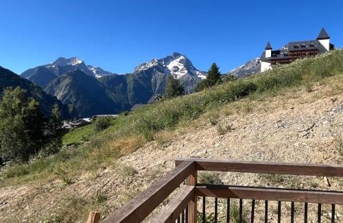 Les Deux Alpes Resort | Chalet Les 3 Ours by Leavetown Vacations