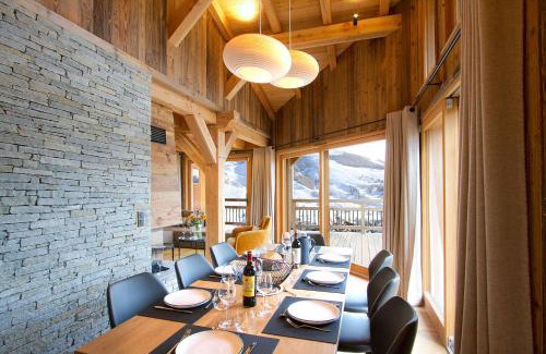 Les Deux Alpes Resort | Chalet Les 3 Ours by Leavetown Vacations