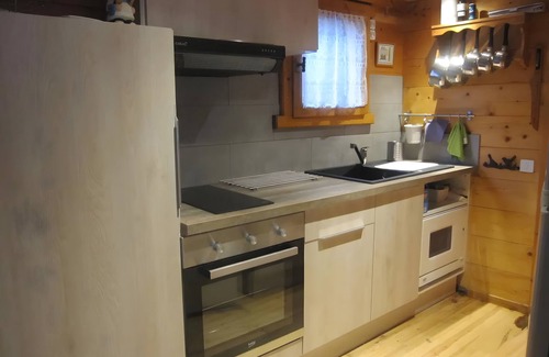 Meolans-Revel Ski Chalet | Chalet 'Les Chalets' with Mountain View, Shared Terrace and Private Garden