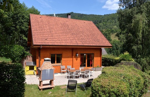 Saint-Amarin Ski Chalet | Chalet "les Genêts" Alsace + private SPA and Sauna, in the Vosges Natural Park