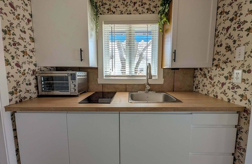 Cap-Saint-Ignace Ski Chalet | Chalet Loft #6 Waterfront with Spa, Fireplace & Wifi
