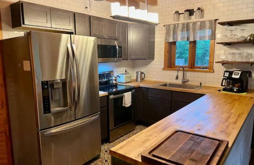 Lake Ariel Ski Chalet | Chalet Log Home in Lake Ariel Hideout community
